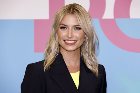 Pop-up Shop Opening 'Be Active' in Köln