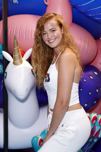 Pop-up Shop Opening 'Be Active' in Köln