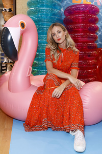 Pop-up Shop Opening 'Be Active' in Köln