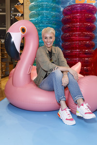 Pop-up Shop Opening 'Be Active' in Köln