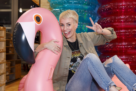 Pop-up Shop Opening 'Be Active' in Köln