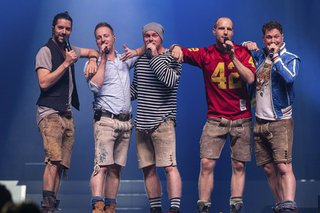 Liveshow 'Das große Schlagerfest - Die Party des Jahres 2019' in Hannover