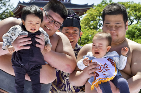 Nakizumo Fest in Tokio