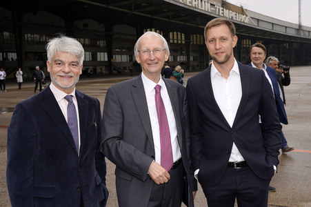 Pressekonferenz 'Fest der Luftbrücke' in Berlin