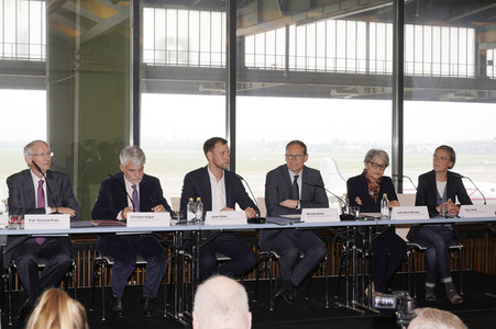 Pressekonferenz 'Fest der Luftbrücke' in Berlin
