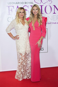 Fashion Charity Dinner 2019 in München