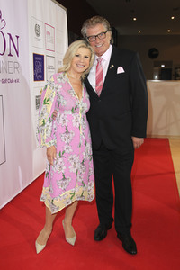 Fashion Charity Dinner 2019 in München