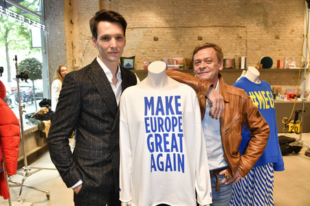 Kick-off Europa-Aktion #MEGA von Place To B in Berlin