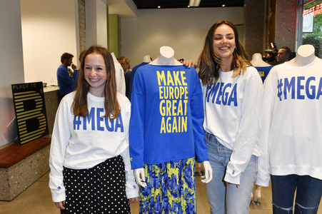 Kick-off Europa-Aktion #MEGA von Place To B in Berlin