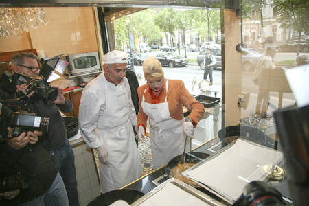 PR-Aktion mit Ivana Trump in Wien