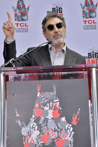 Handprints Ceremony mit dem 'The Big Bang Theory' Cast in Los Angeles