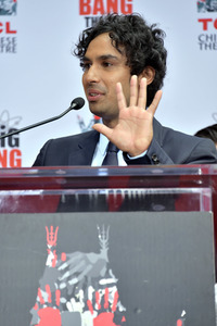 Handprints Ceremony mit dem 'The Big Bang Theory' Cast in Los Angeles