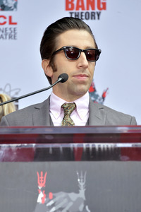 Handprints Ceremony mit dem 'The Big Bang Theory' Cast in Los Angeles