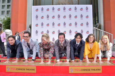 Handprints Ceremony mit dem 'The Big Bang Theory' Cast in Los Angeles