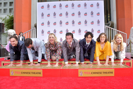 Handprints Ceremony mit dem 'The Big Bang Theory' Cast in Los Angeles