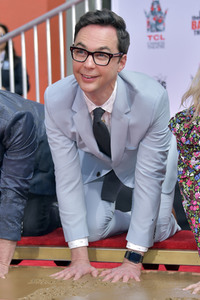 Handprints Ceremony mit dem 'The Big Bang Theory' Cast in Los Angeles