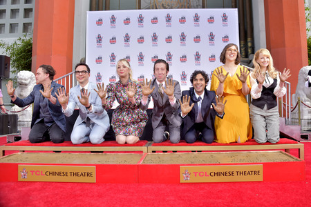 Handprints Ceremony mit dem 'The Big Bang Theory' Cast in Los Angeles