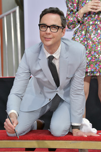 Handprints Ceremony mit dem 'The Big Bang Theory' Cast in Los Angeles