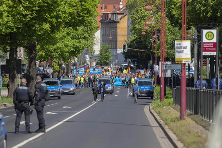 AfD Demo und Gegendemo in Erfurt