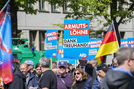 AfD Demo und Gegendemo in Erfurt