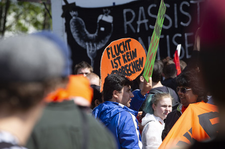 AfD Demo und Gegendemo in Erfurt