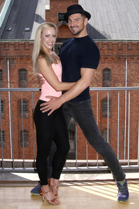 Benjamin Piwko trainiert für 'Let's Dance' in Hamburg