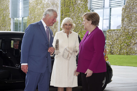 Prinz Charles und Camilla im Bundeskanzleramt in Berlin