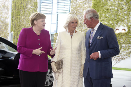 Prinz Charles und Camilla im Bundeskanzleramt in Berlin