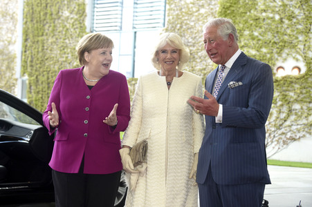Prinz Charles und Camilla im Bundeskanzleramt in Berlin