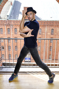 Benjamin Piwko trainiert für 'Let's Dance' in Hamburg