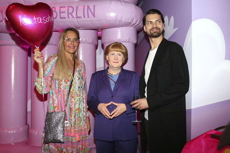 Natascha Ochsenknecht präsentiert ihre Modekollektion in Berlin