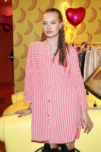 Natascha Ochsenknecht präsentiert ihre Modekollektion in Berlin