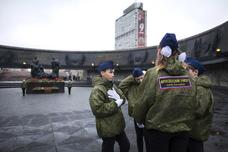 Gedenken an die Opfer der Leningrader Blockade in St. Petersburg