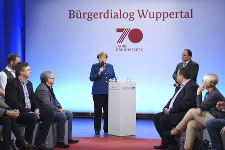 Bürgerdialog '70 Jahre Grundgesetz' in Wuppertal