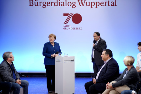 Bürgerdialog '70 Jahre Grundgesetz' in Wuppertal