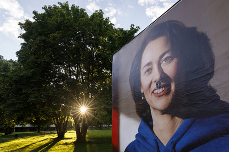 Symbolfoto Wahlplakat-Vandalismus