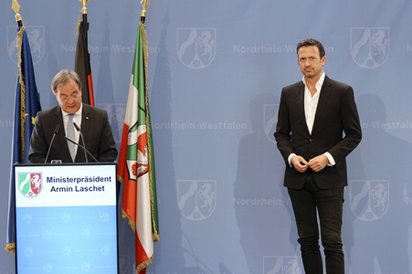 Verleihung der Landesverdienstorden NRW in Düsseldorf