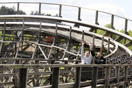 Fototermin mit Menderes Bagci und Joey Heindle im Heide Park Soltau