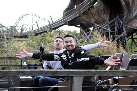 Fototermin mit Menderes Bagci und Joey Heindle im Heide Park Soltau