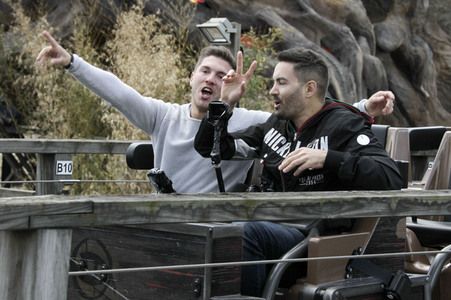 Fototermin mit Menderes Bagci und Joey Heindle im Heide Park Soltau