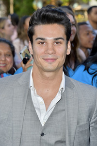 Filmpremiere 'The Sun Is Also a Star' in Los Angeles