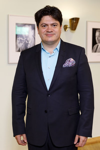 Fototermin mit Cristian Macelaru in Köln