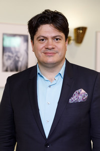 Fototermin mit Cristian Macelaru in Köln