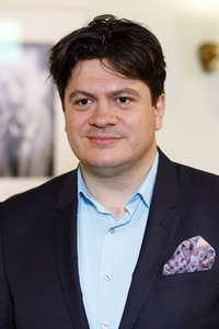 Fototermin mit Cristian Macelaru in Köln