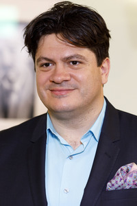 Fototermin mit Cristian Macelaru in Köln