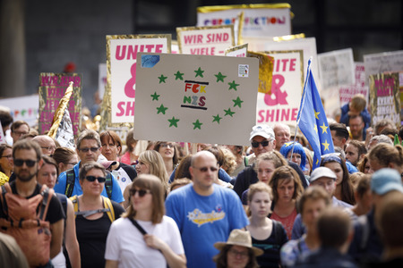 Demonstration 'Ein Europa für alle - Deine Stimme gegen den Nationalismus' in Köln