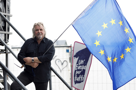 Demonstration 'Ein Europa für alle - Deine Stimme gegen den Nationalismus' in Köln