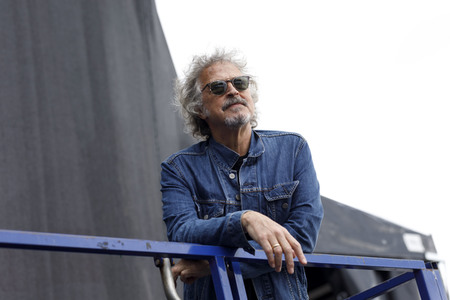 Demonstration 'Ein Europa für alle - Deine Stimme gegen den Nationalismus' in Köln