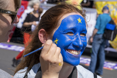 Demonstration 'Ein Europa für alle - Deine Stimme gegen den Nationalismus' in Berlin
