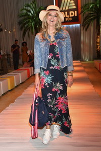 Fashion Show der Damen Beachwear Kollektion 2019 von ALDI Süd in München